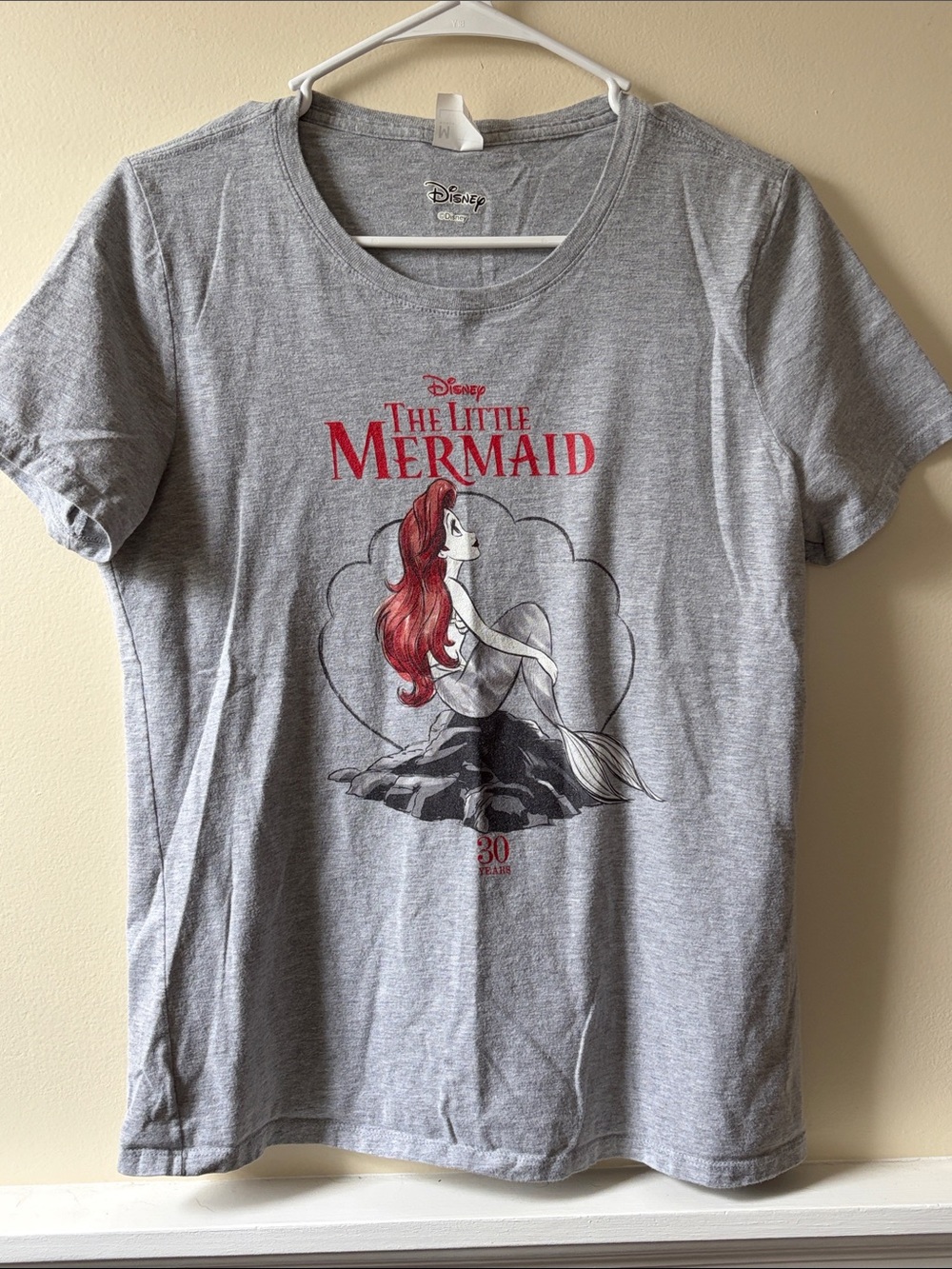 Disney Grey Tee with The Little Mermaid Ariel Art - Grey & Red